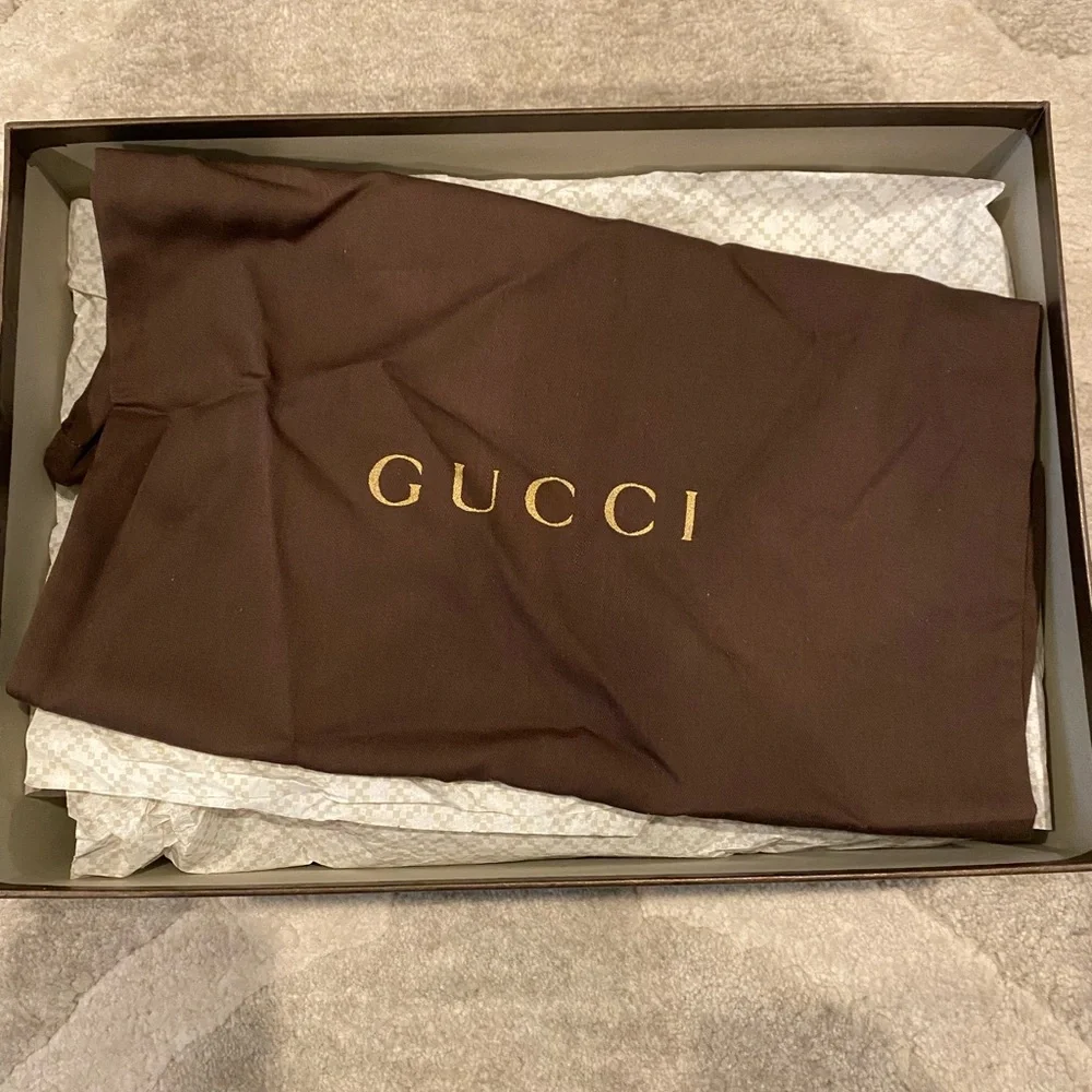 ๐ฏ Authentic Gucci Platform Patent Black Mary Jane Pump size 35 - Picture 4 of 8